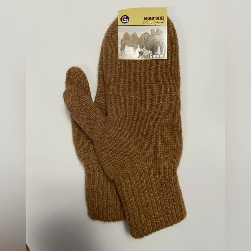 Camel wool blend mittens dark camel size M Mongolia